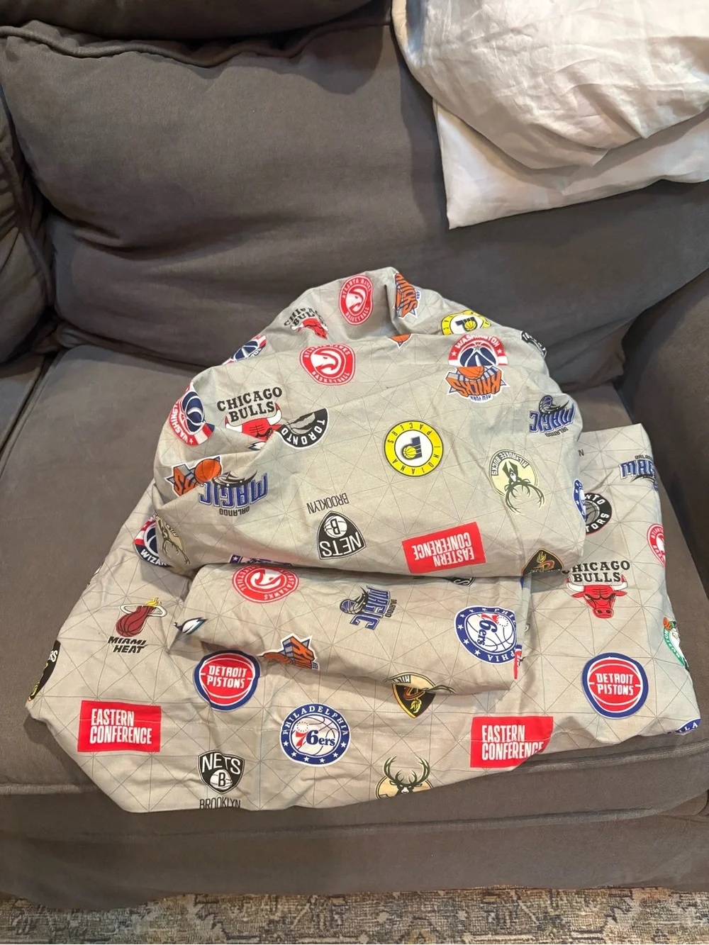 Pottery Barn Teen Twin XL NBA Eastern Conference Basketball Logos Sheet Set